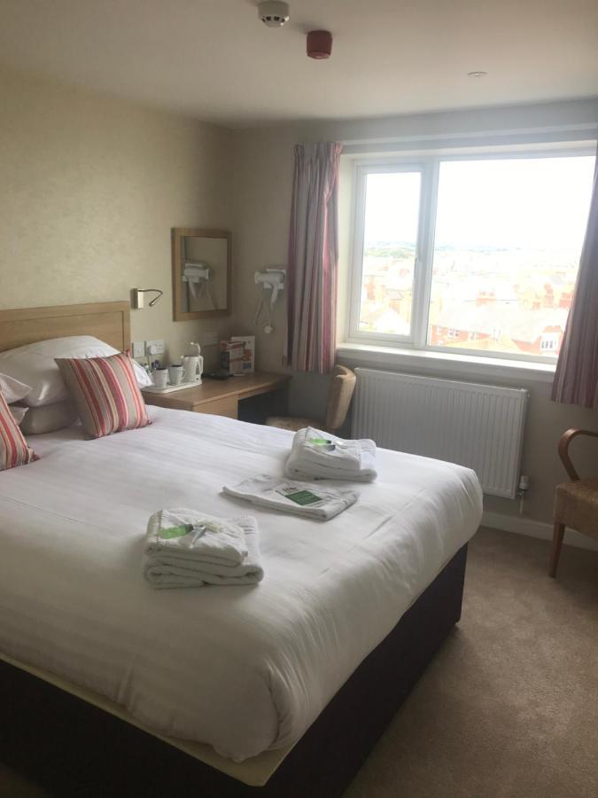 Monarch Hotel Bridlington Exterior photo